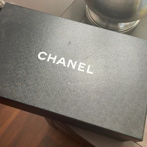 Chanel box